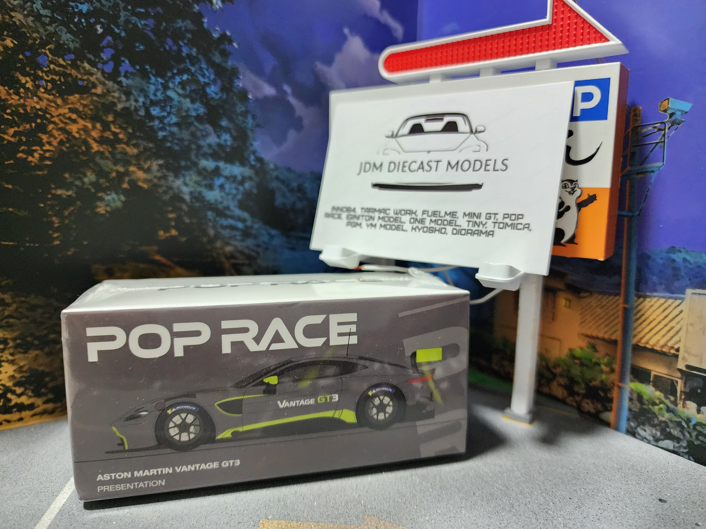 Poprace Aston Martin Vantage GT3 Presentation