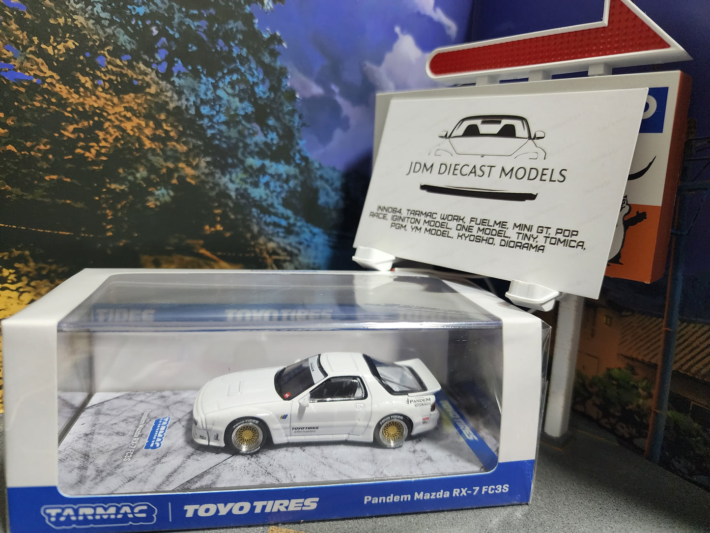 Tarmac Works Pandem Mazda RX-7 FC3S White