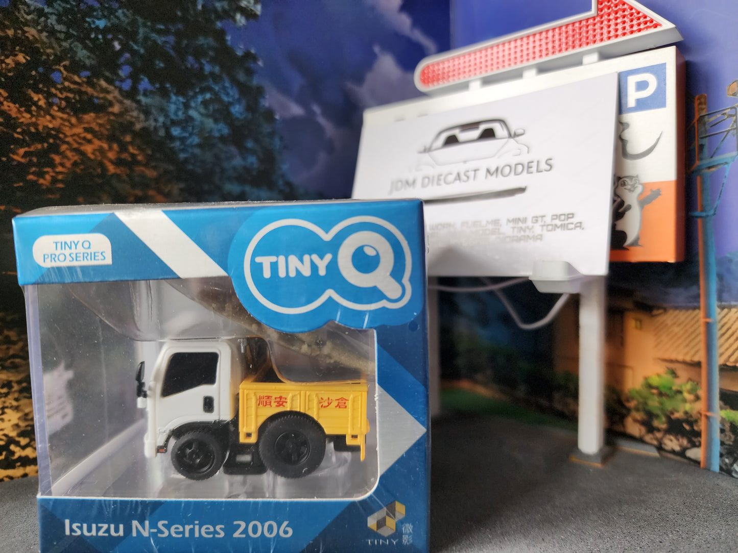 TinyQ Isuzu N-Series 2006 Sand Truck TinyQ-11b