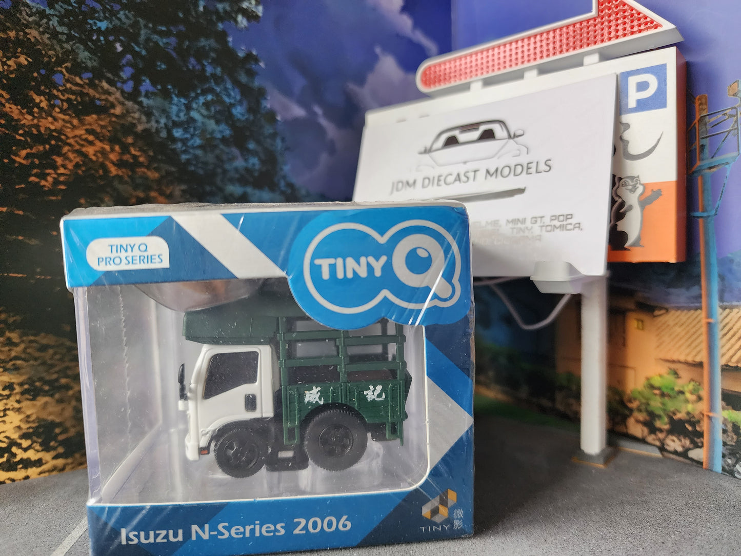 TinyQ Isuzu N-Series 2006 Market Truck (Carrot) TinyQ-10b