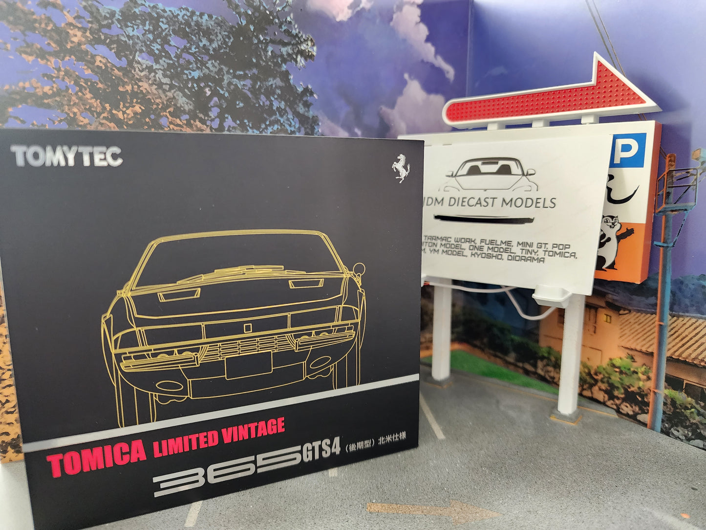 Tomica Limited Vintage Tomytec Ferrari 365 GTS4 Yellow