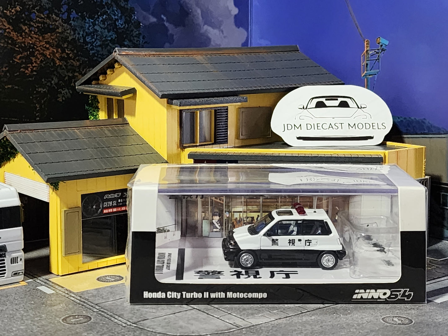 Inno64 Honda City Turbo II with Motocompo Japanese Police Car IN64-CITYII-JPCC