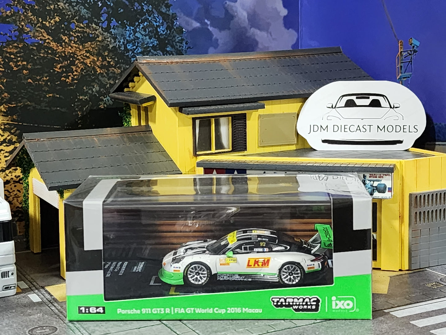 Tarmac Works Porsche 911 GT3 R Macau GT CUP FIA GT WORLD CUP 2016 Kevin Estre T64-032-16MGP912