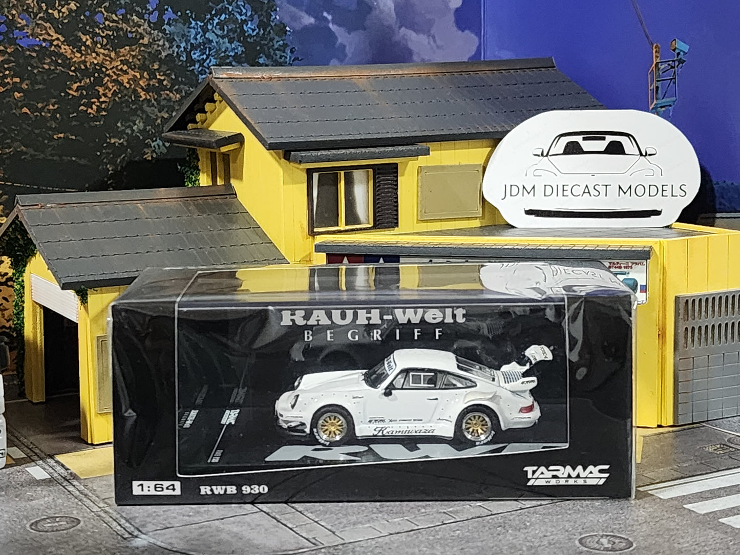 Tarmac Works Porsche RWB 930 T64-015-WH White Kamiwaza Japan