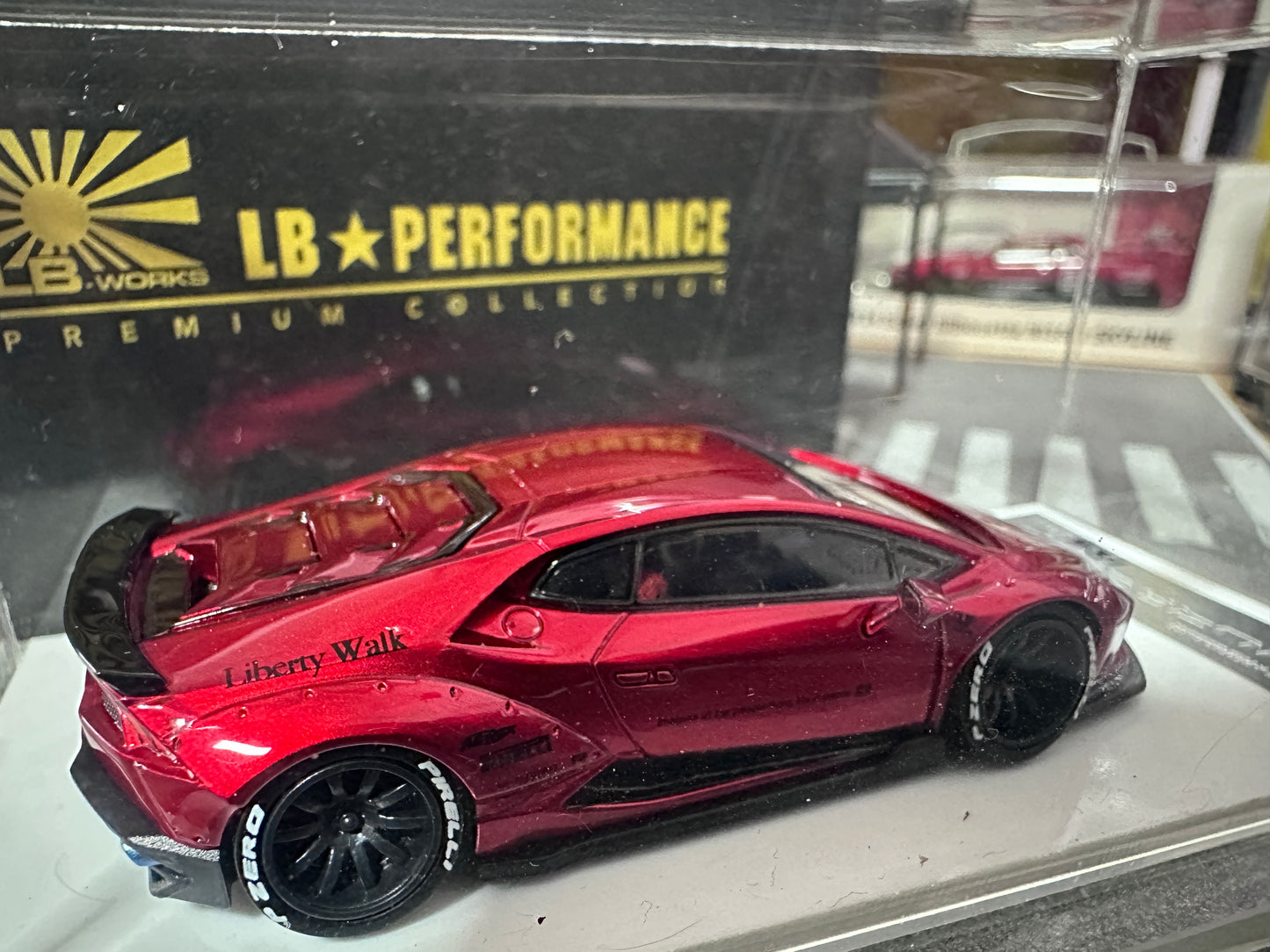LB PERFORMANCE 1:64 LIBERTY WALK LB-WORKS Huracan LP610 Chrome Red Resin