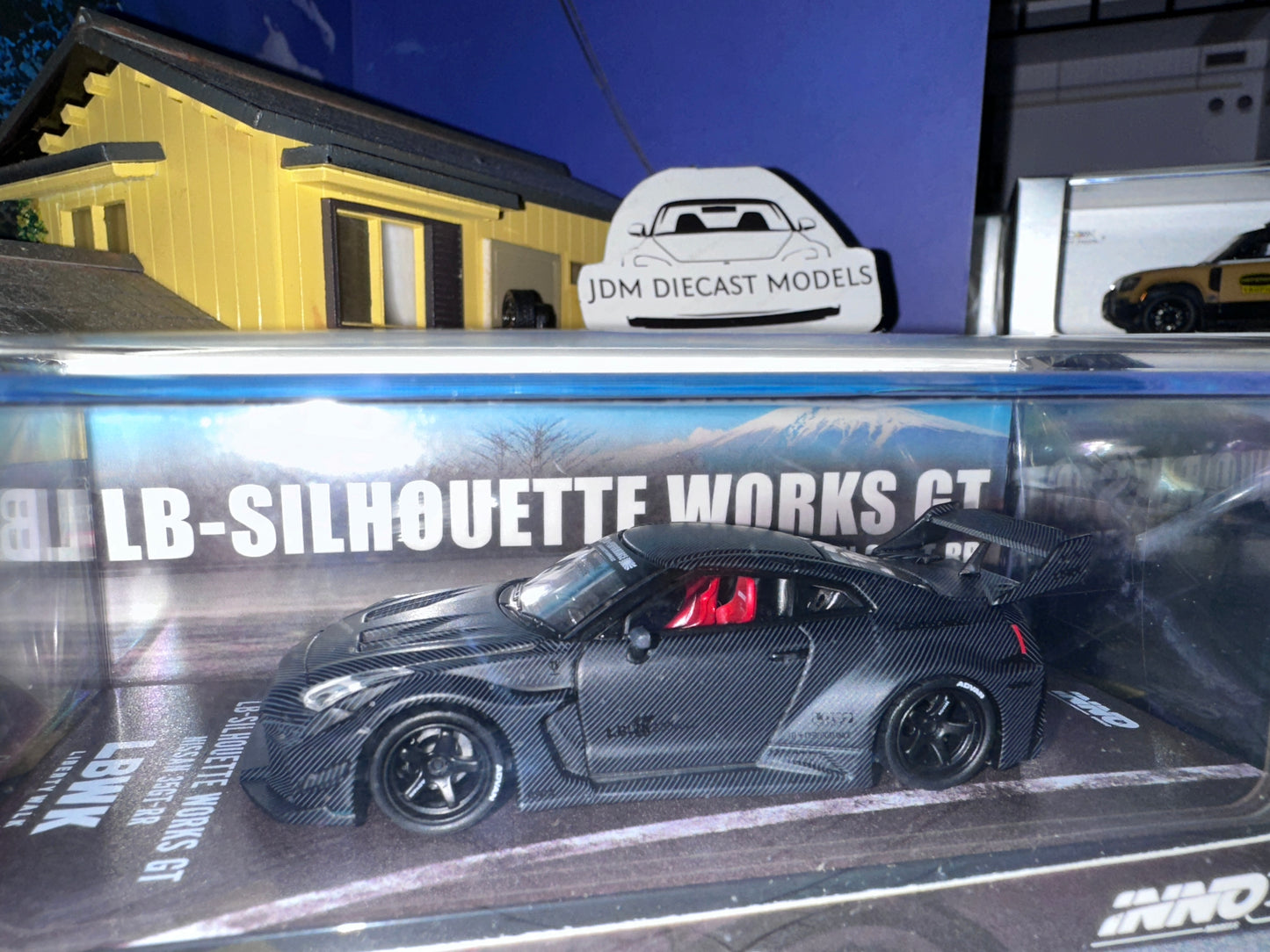 Inno64 Nissan GT-R (R35) LBWK Super Silhouette 35GT-RR Full Carbon