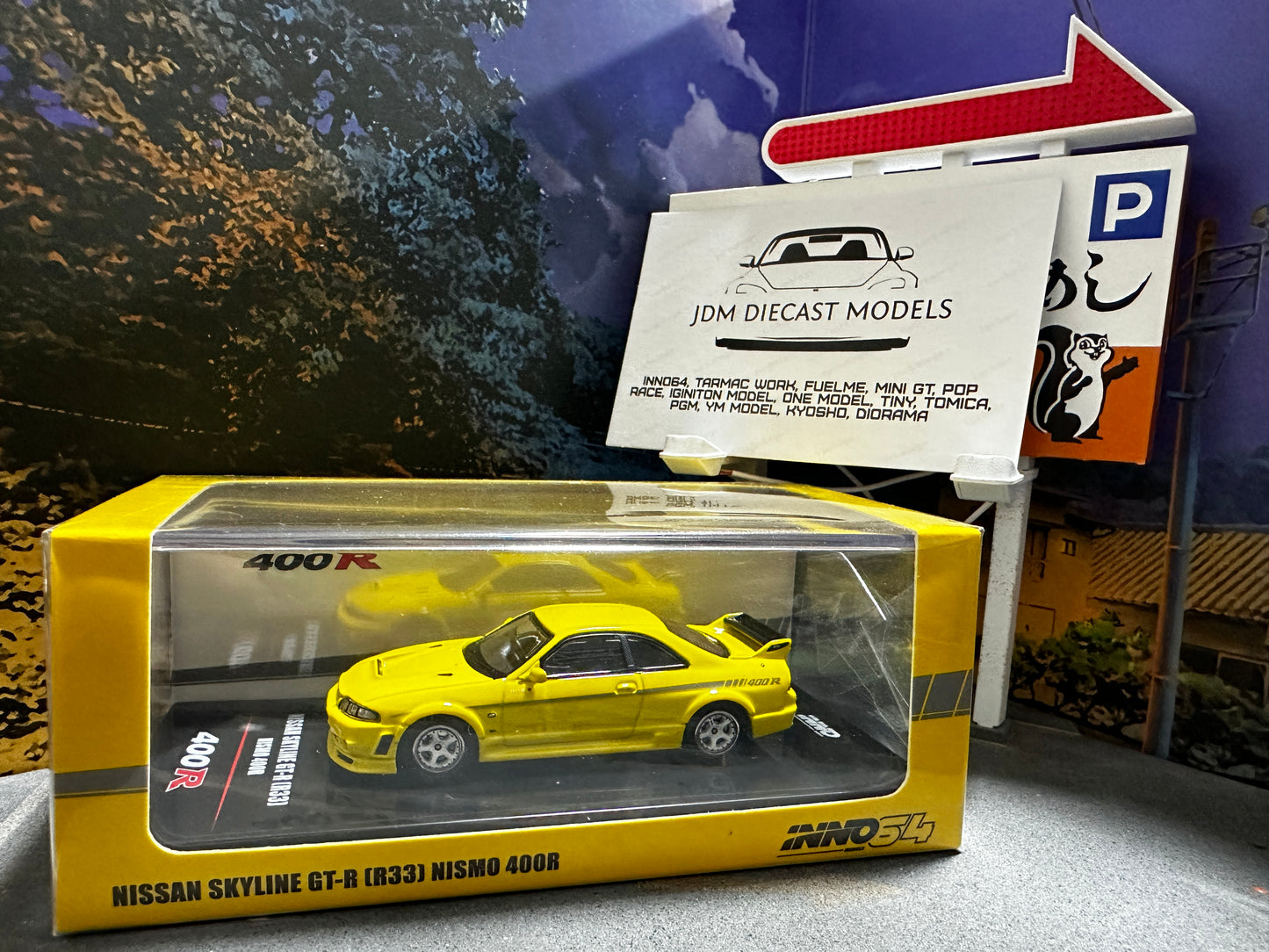 Inno64 Nissan Skyline GT-R R33 Nismo 400R Lighting Yellow IN64-400R-LYL