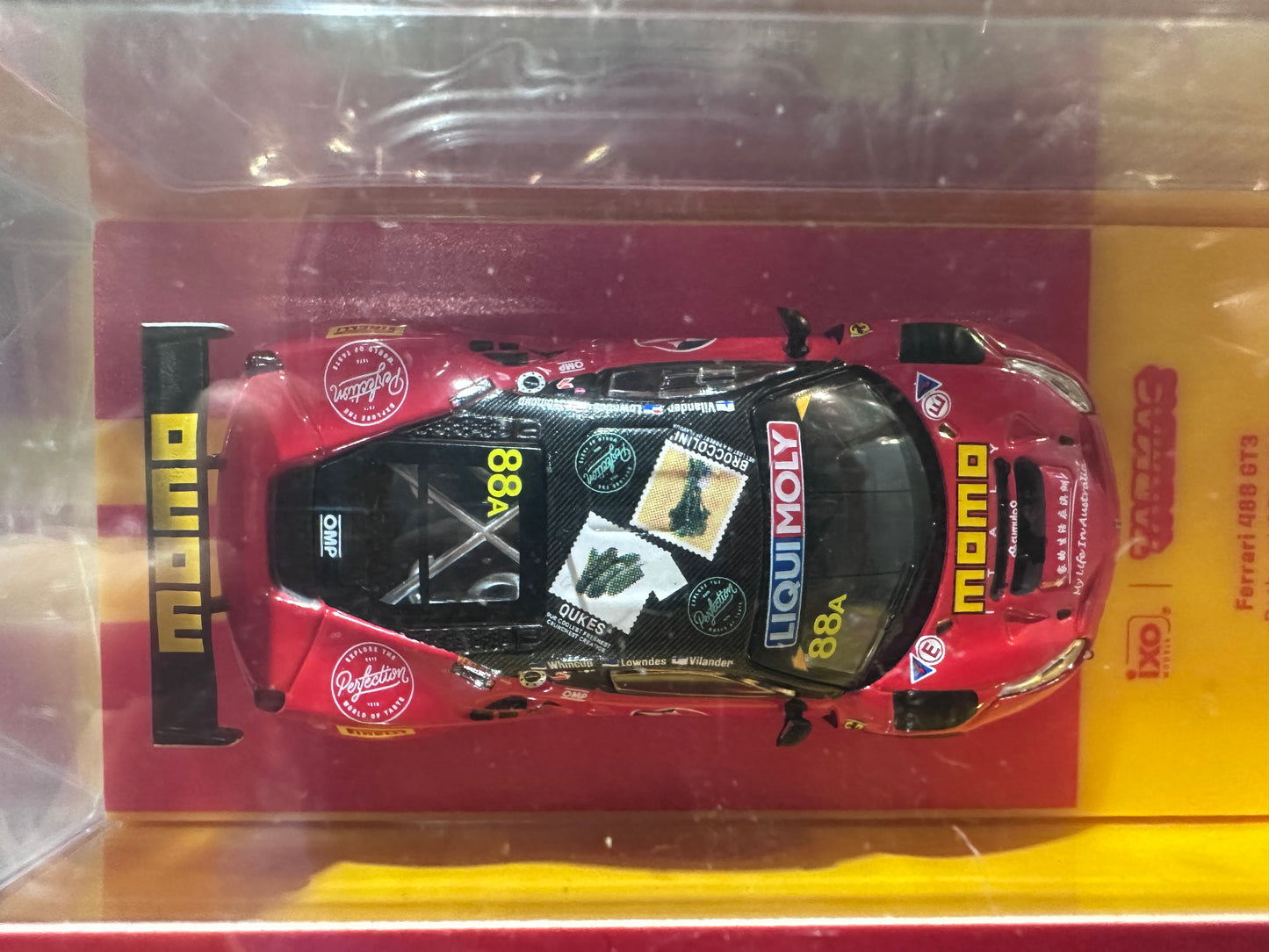 Tarmac Works Ferrari 488 GT3 Bathurst 12h 2017 Lowndes / Whincup / Vilander