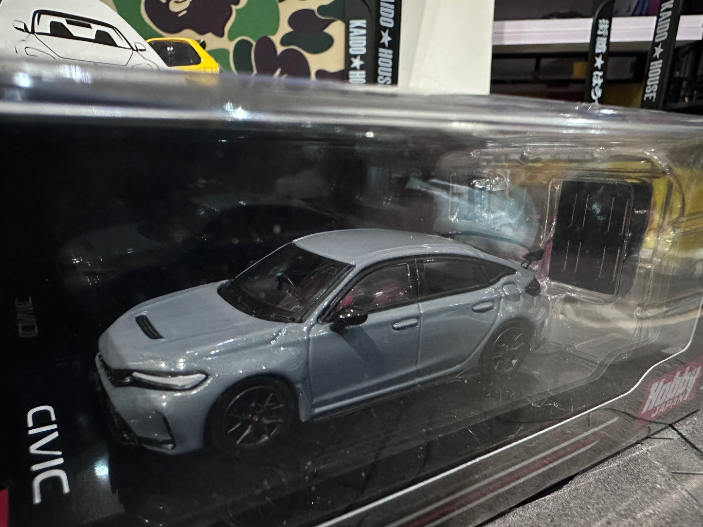 Hobby Japan Honda Civic Type R FL5 with Engine Display Model Sonic Gray Pearl HJ641063GM
