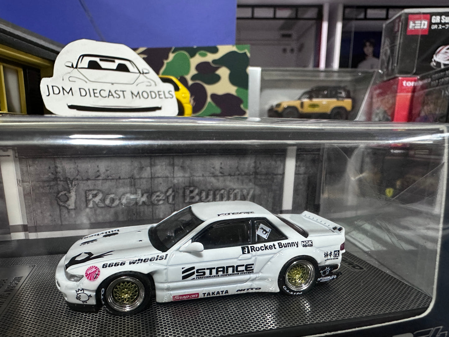 Inno64 Nissan Silvia S13 V2 Pandem Rocket Bunny White