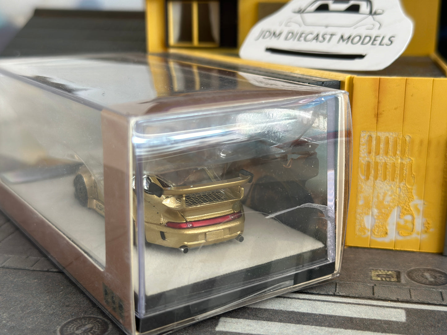 PGM MODEL Porsche 964 Gold