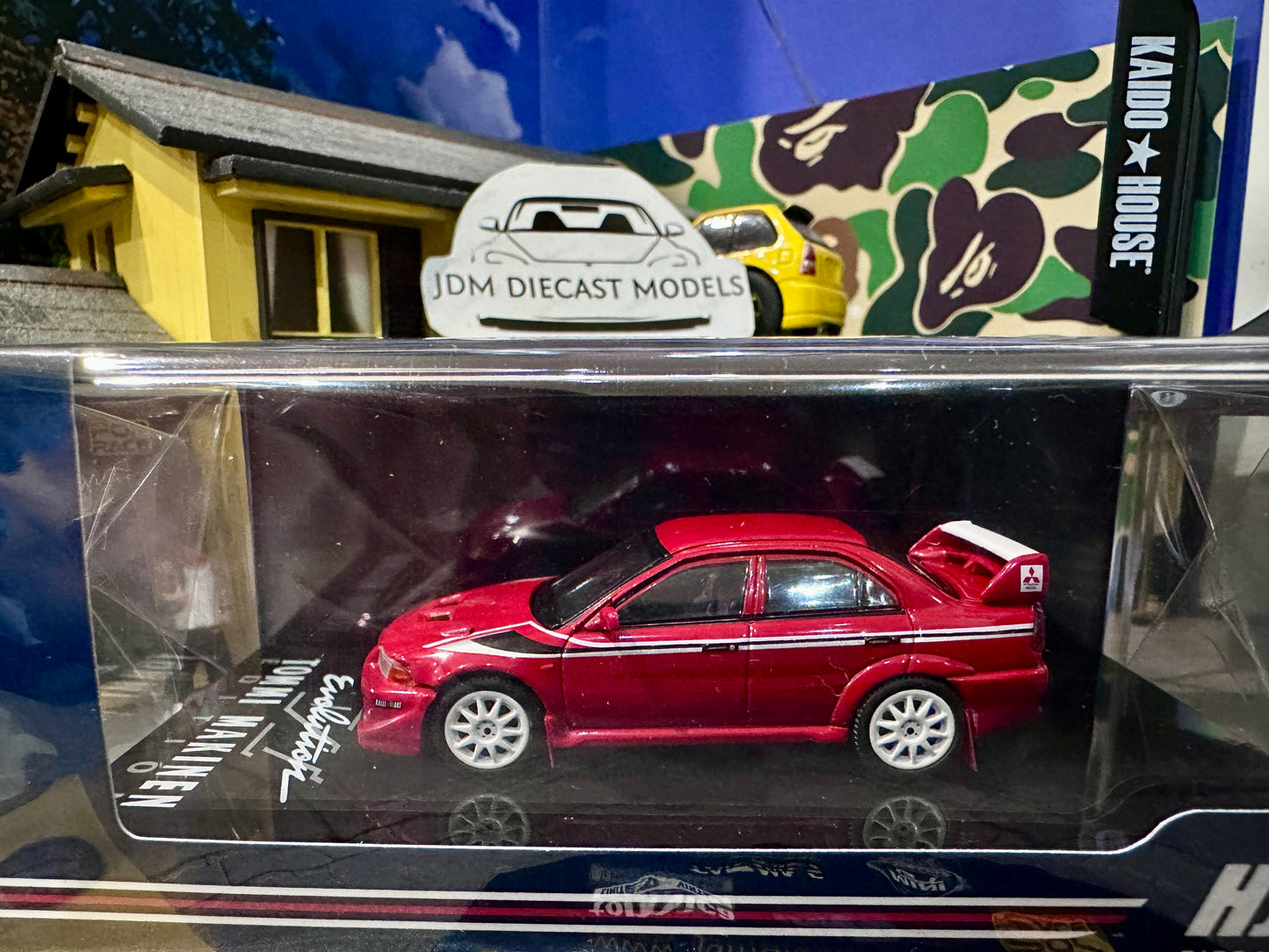 Hobby Japan Mitsubishi Lancer GSR Evolution VI (T.M.E.) Special Coloring Package with Mud Flag Passion Red HJ642033CR
