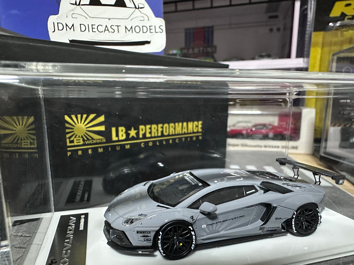 LB PERFORMANCE 1:64 LIBERTY WALK LB-WORKS Aventador LP700 Grey Resin