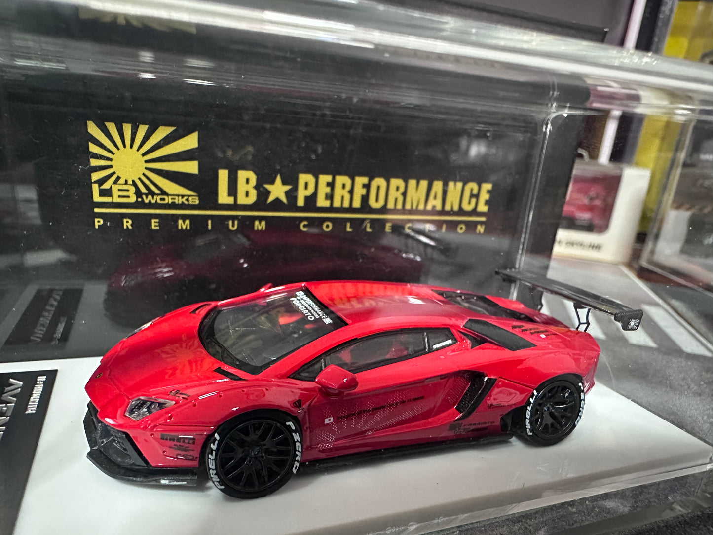 LB PERFORMANCE 1:64 LIBERTY WALK LB-WORKS Aventador LP700 Red Resin