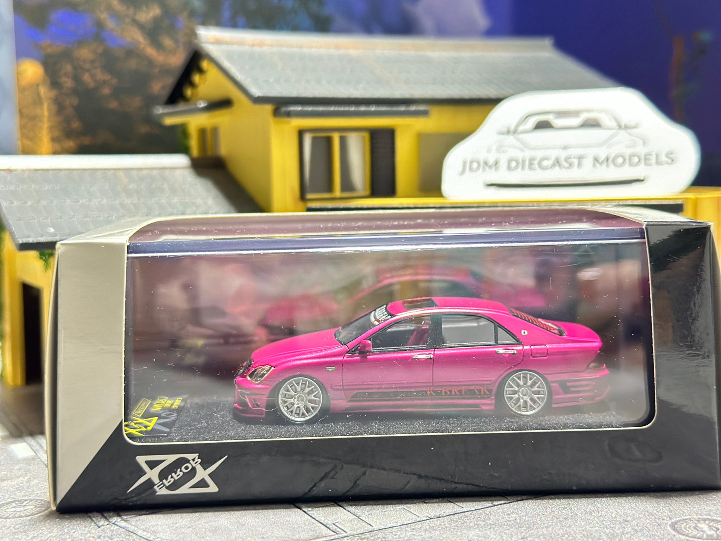 Error404 Toyota Crown GRS182 K-Break Limited Cars Pink Limited 215/500pcs