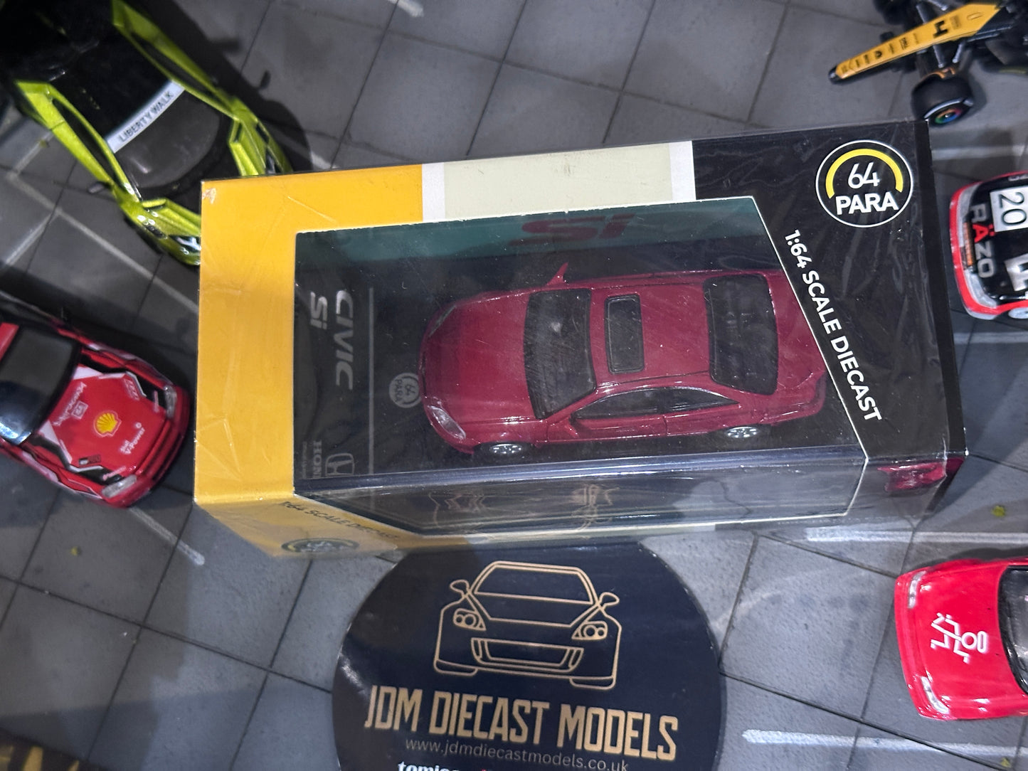 Para64 1999 Honda Civic Si
Milano Red