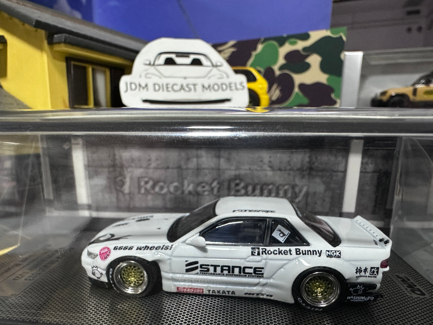 Inno64 Nissan Silvia S13 V2 Pandem Rocket Bunny White