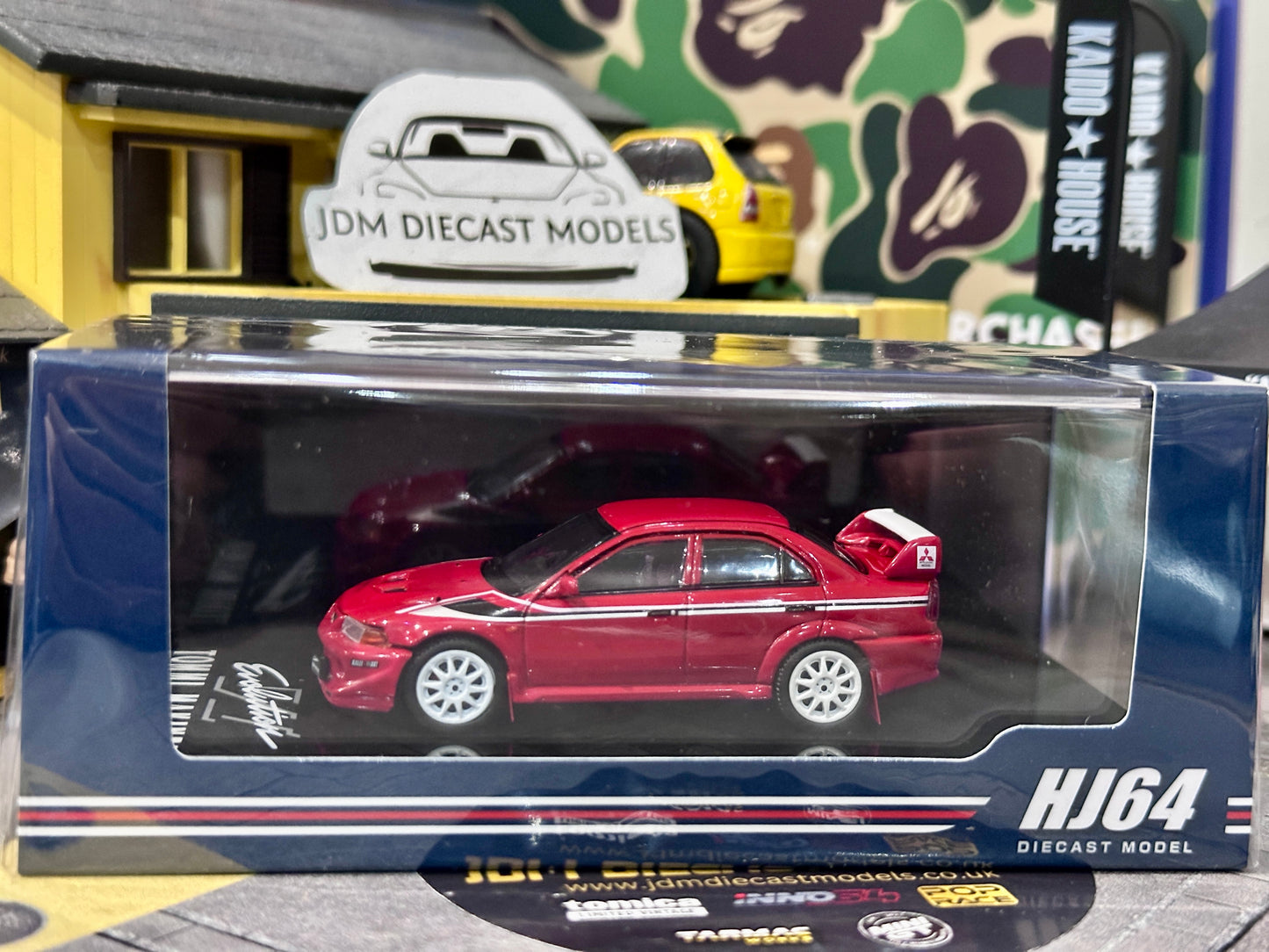 Hobby Japan Mitsubishi Lancer GSR Evolution VI (T.M.E.) Special Coloring Package with Mud Flag Passion Red HJ642033CR