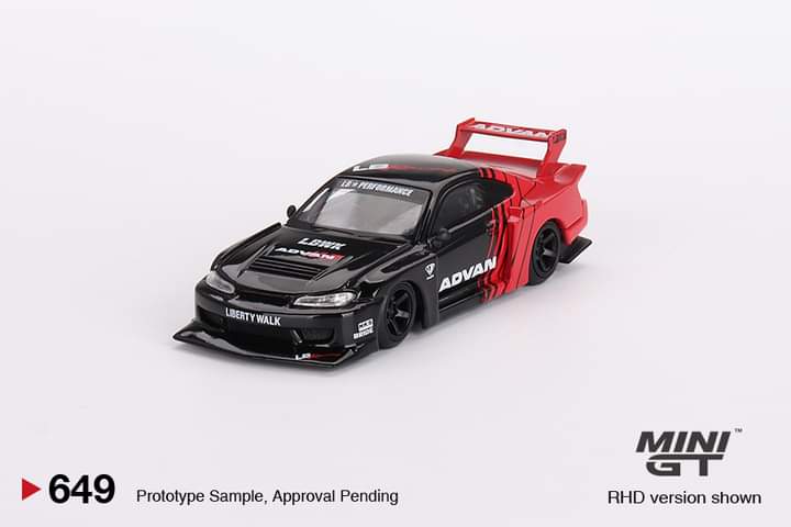 MiniGT Advan Transporter