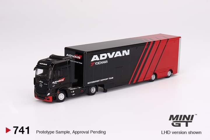 MiniGT Advan Transporter