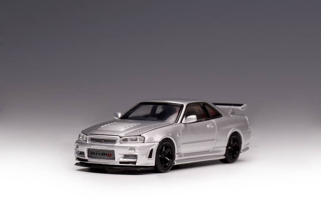 Preorder Nissan Skyline GT-R R34 Z-tune with Open Hood and Engine Details