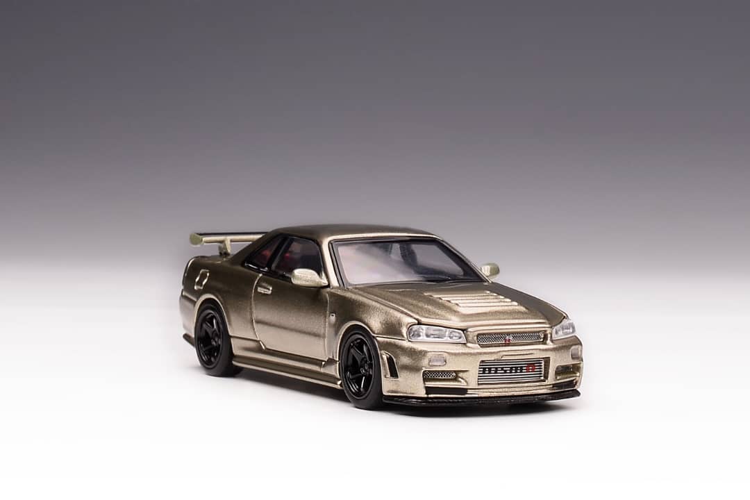 Preorder Nissan Skyline GT-R R34 Z-tune with Open Hood and Engine Details