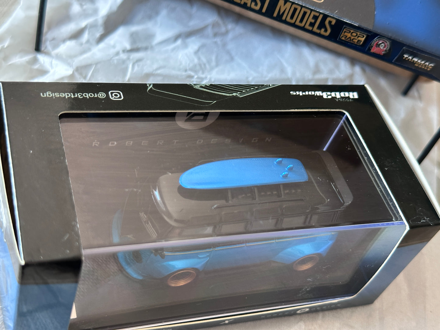 Inspire Model Volkswagen Kombi Camper Van Black and Blue Robert Design-Model