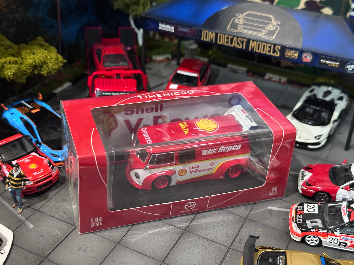 Time Micro VW Van Type 1 Modified Version Shell Oil Livery Red & White with Figure