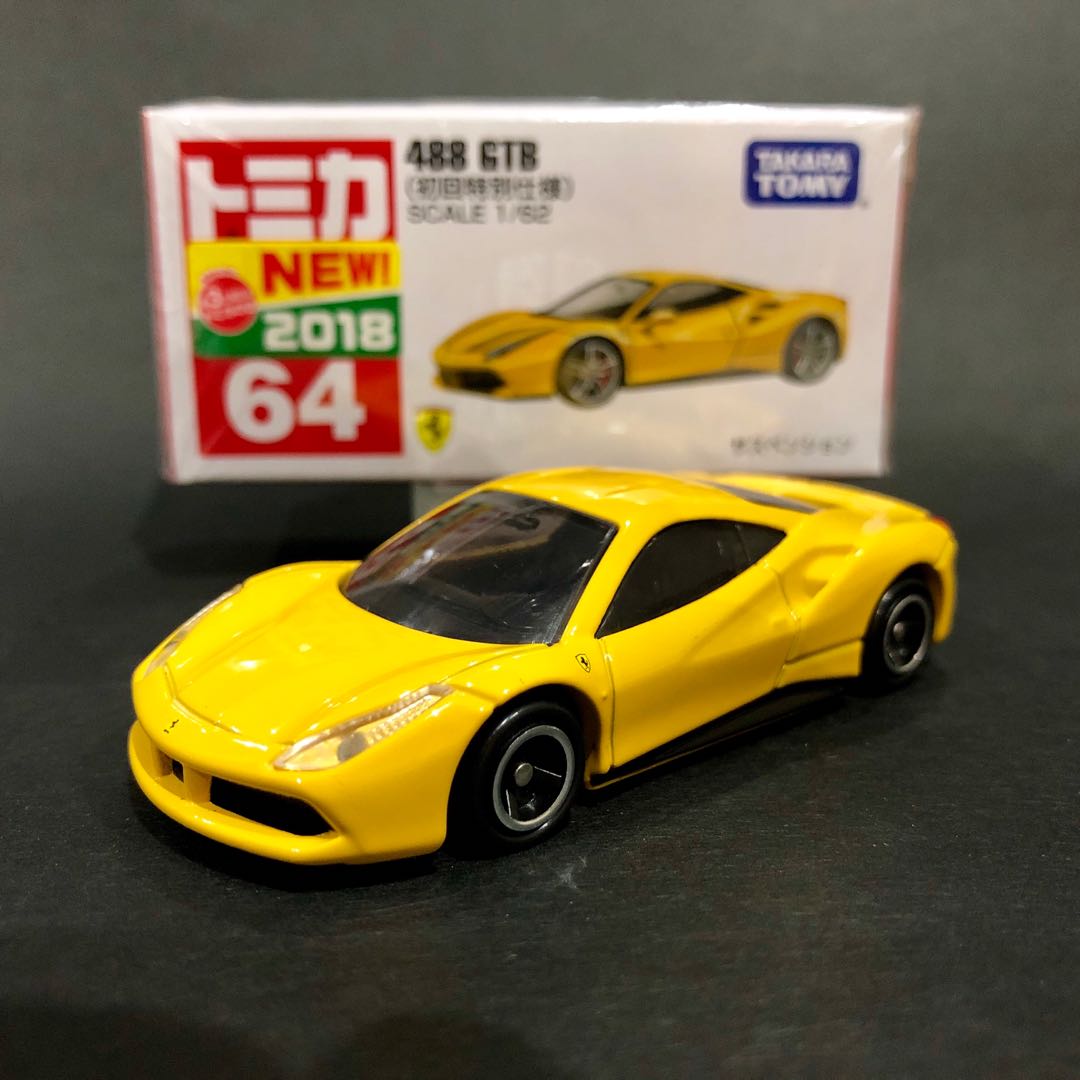 Takara Tomy Tomica No. 64 Ferrari 488 GTB Red & Yellow Set 2018 First Release