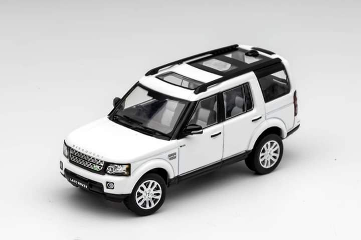GCD Discovery LR4 SUV White