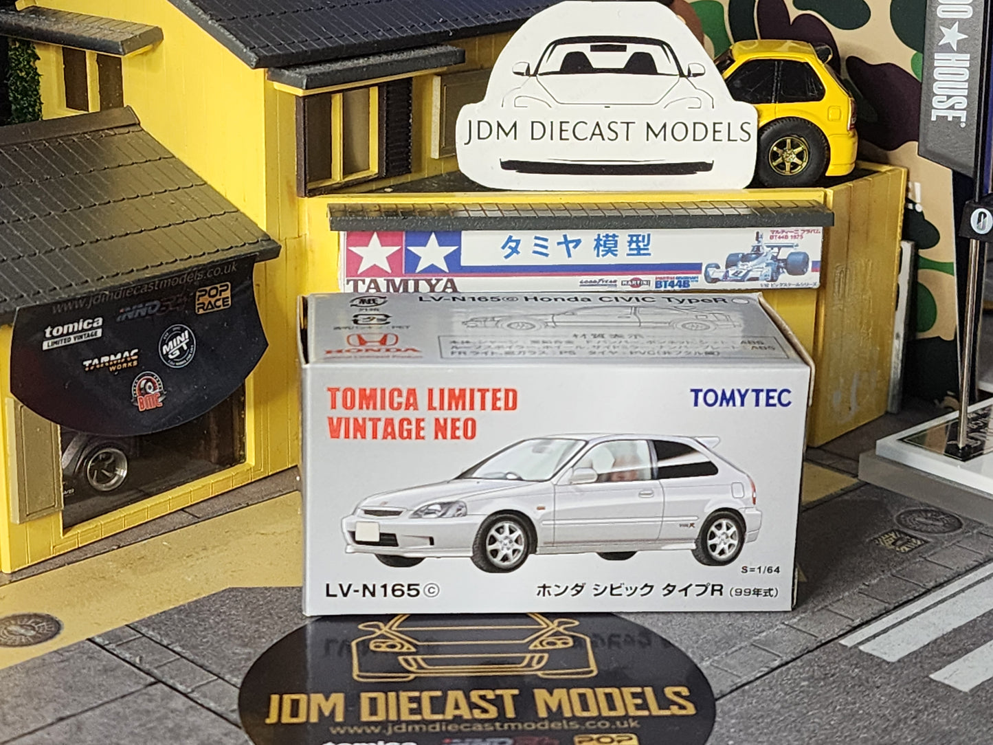 TLV LV-N165c 1/64 Honda Civic Type-R 99 White Tomica Limited Vintage Neo
