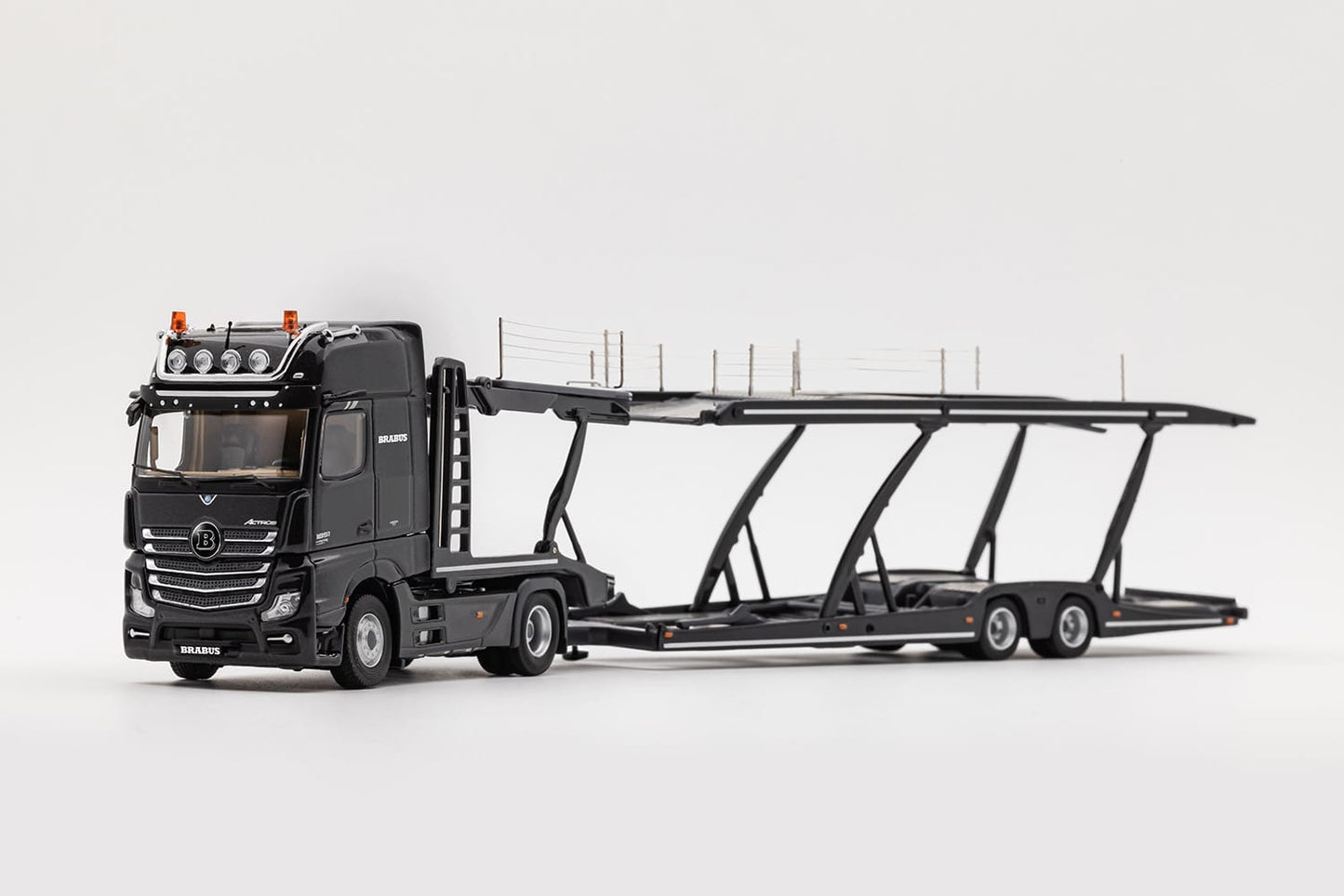 Preorder GCD 1/64 Mercedes Benz Double Deck Trailer