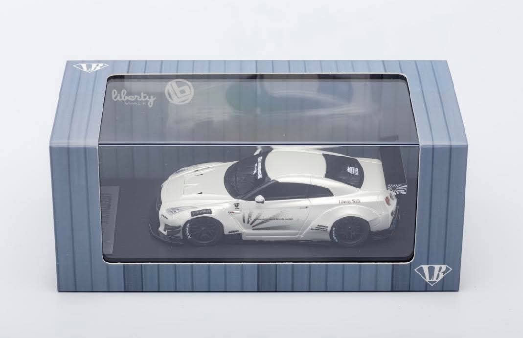 Impossible Perfect LB Skyline GT-R R35 V2 Pearl White Resin LBWK