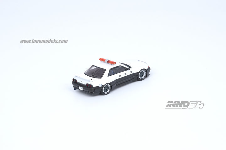 Inno64 Nissan Skyline GTR R32 "Pandem Rocket Bunny" Japan Police Livery Drift Car IN64-R32P-JPDC