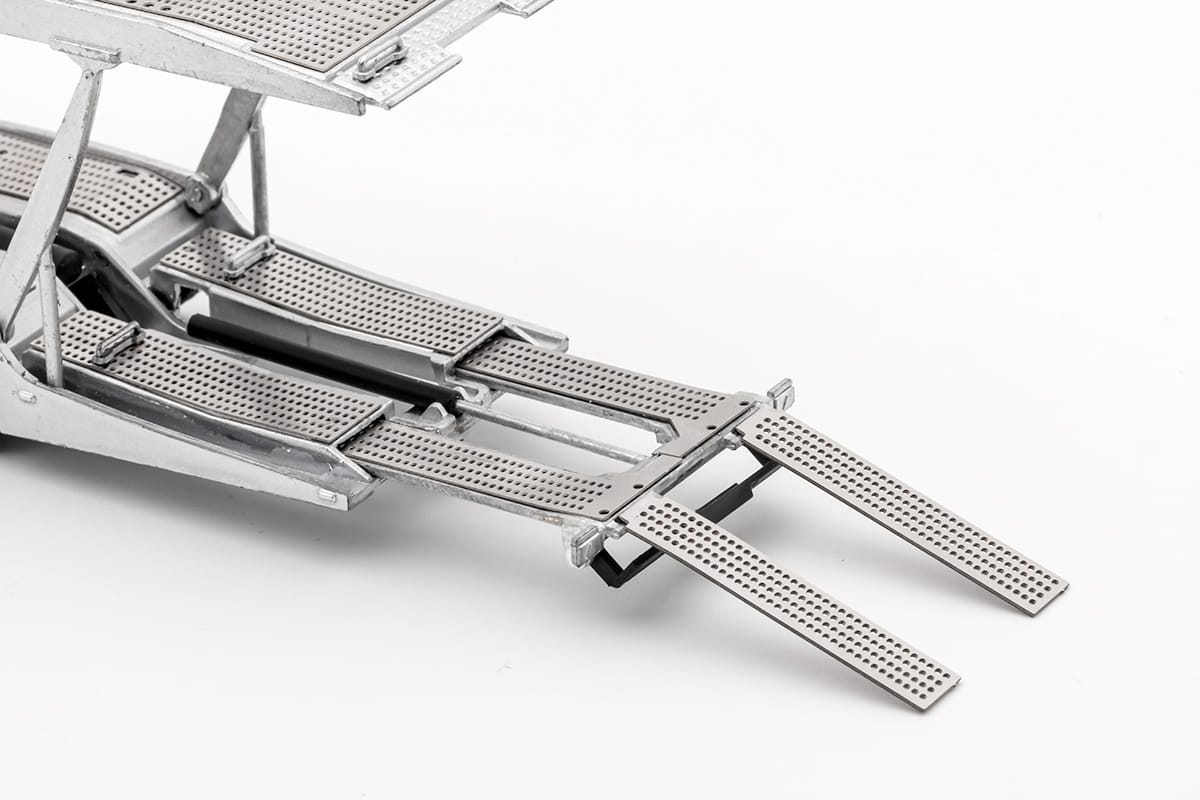 Preorder GCD 1/64 Mercedes Benz Double Deck Trailer