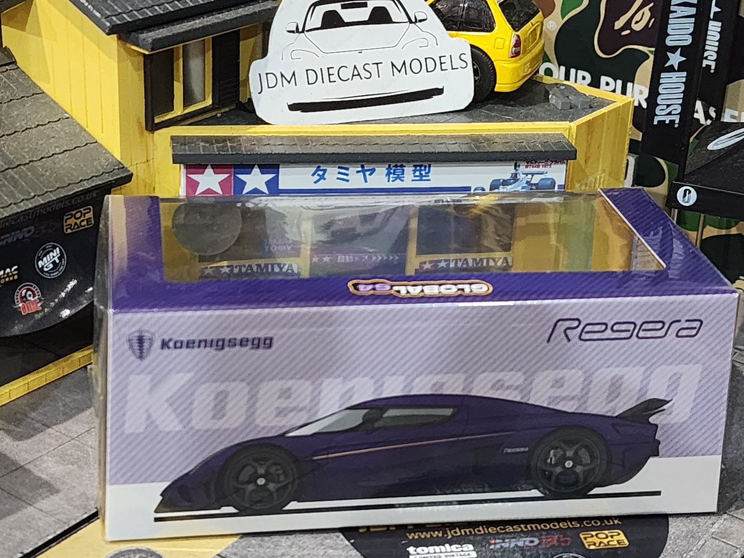 Tarmac Works Koenigsegg Regera Carbon Purple Hong Kong ToyCar Salon 2024 Special Edition with Event Sticker