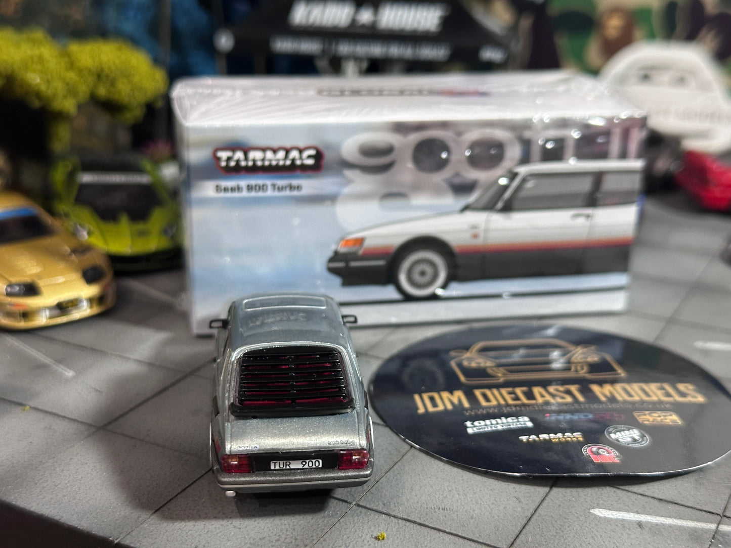 [Chase] Saab 900 Turbo (White) T64G-056-WH