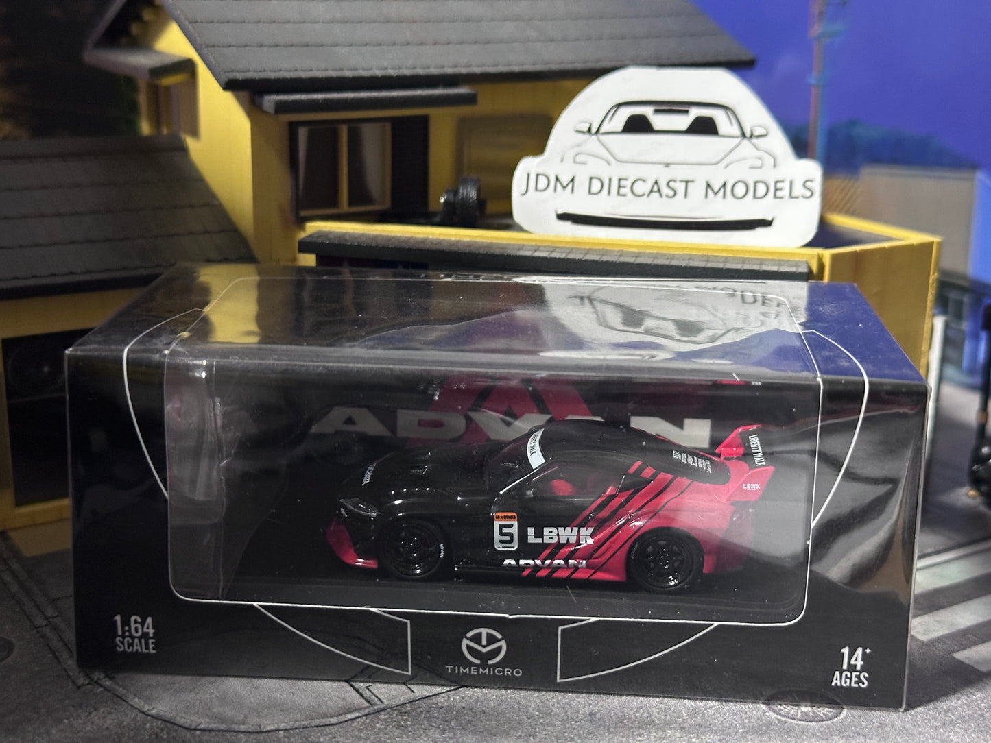 TimeMicro 1/64 Toyota Supra ADVAN with figure