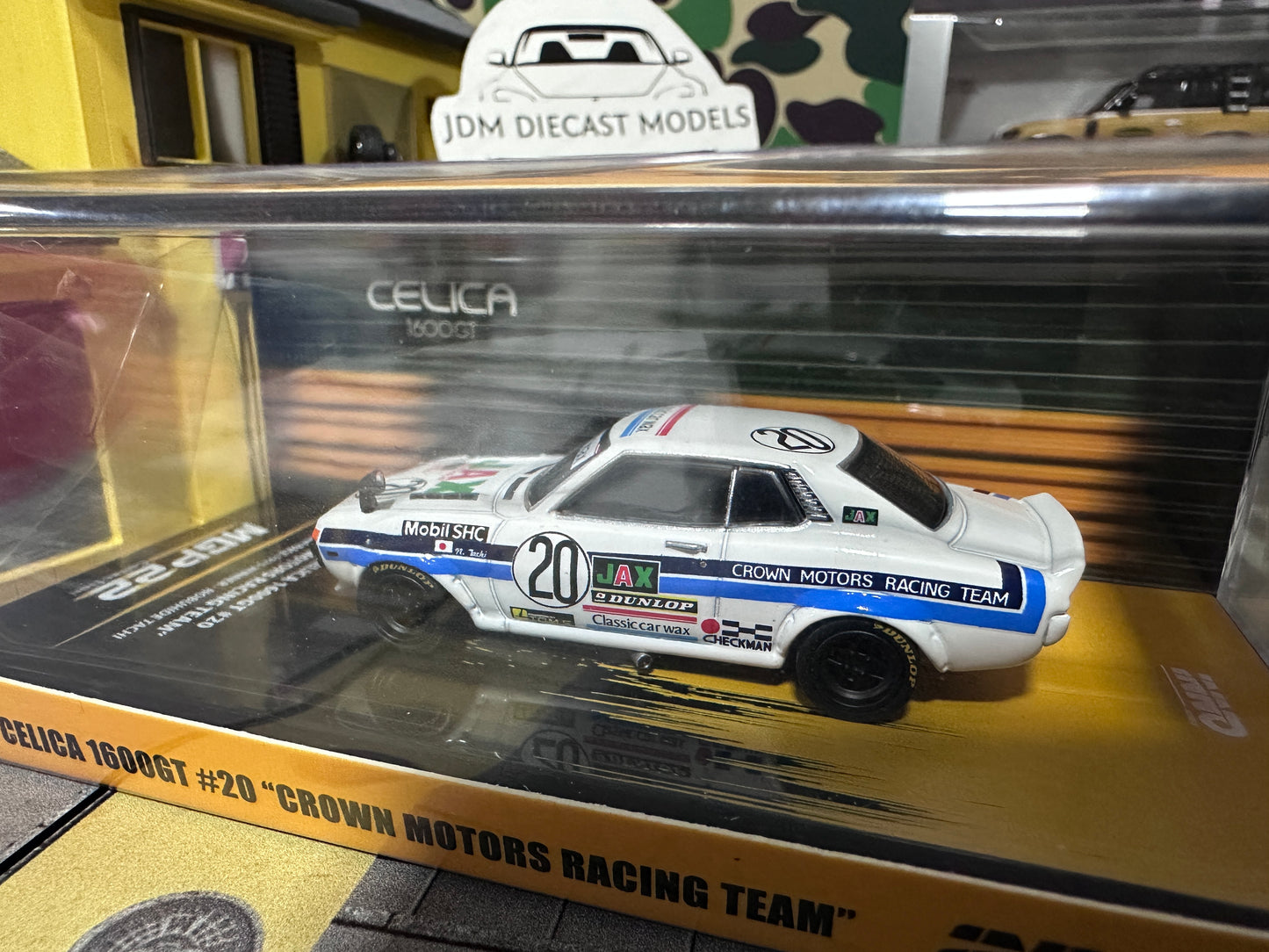 Inno64 Toyota Celica 1600GT #20 Crown Motors Racing Team Macau Guia Race 1975 Winner White TA22-MGP22CMRT