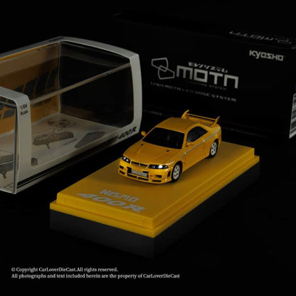 Kyosho Nissan Skyline Nismo 400R yellow with Magazine and MOTN base