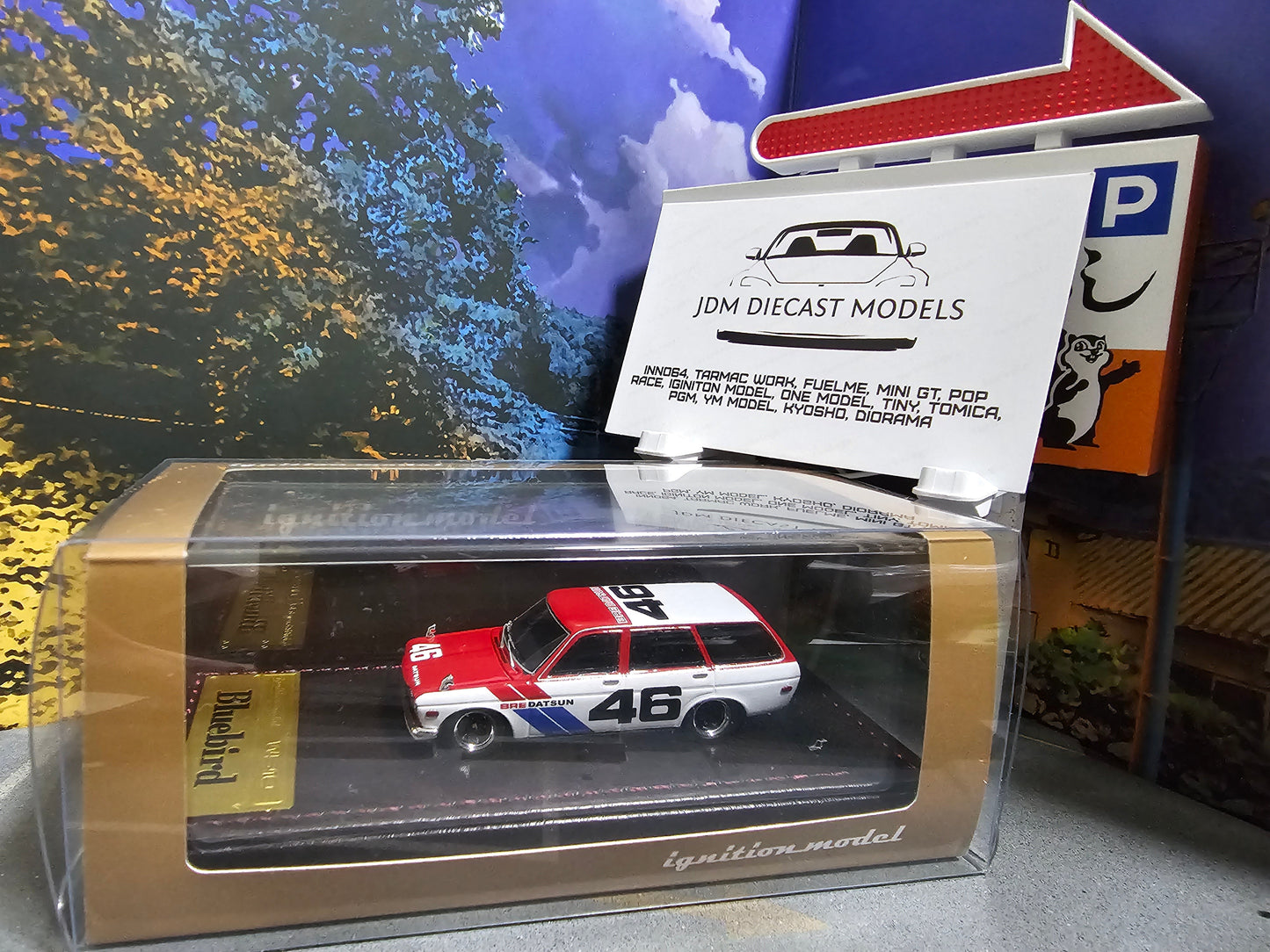 Ignition Model Datsun Bluebird (510) Wagon Red/White IG2929 Resin