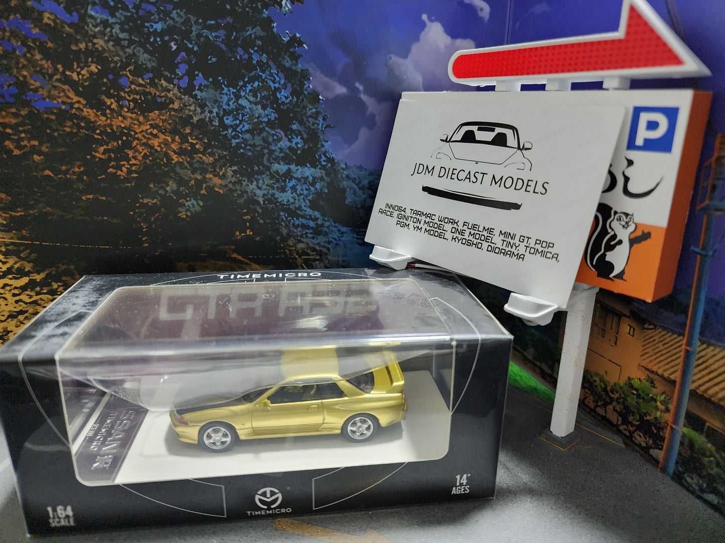 TimeMicro Nissan Skyline GT-R R32 Gold with Carbon Openable Hood