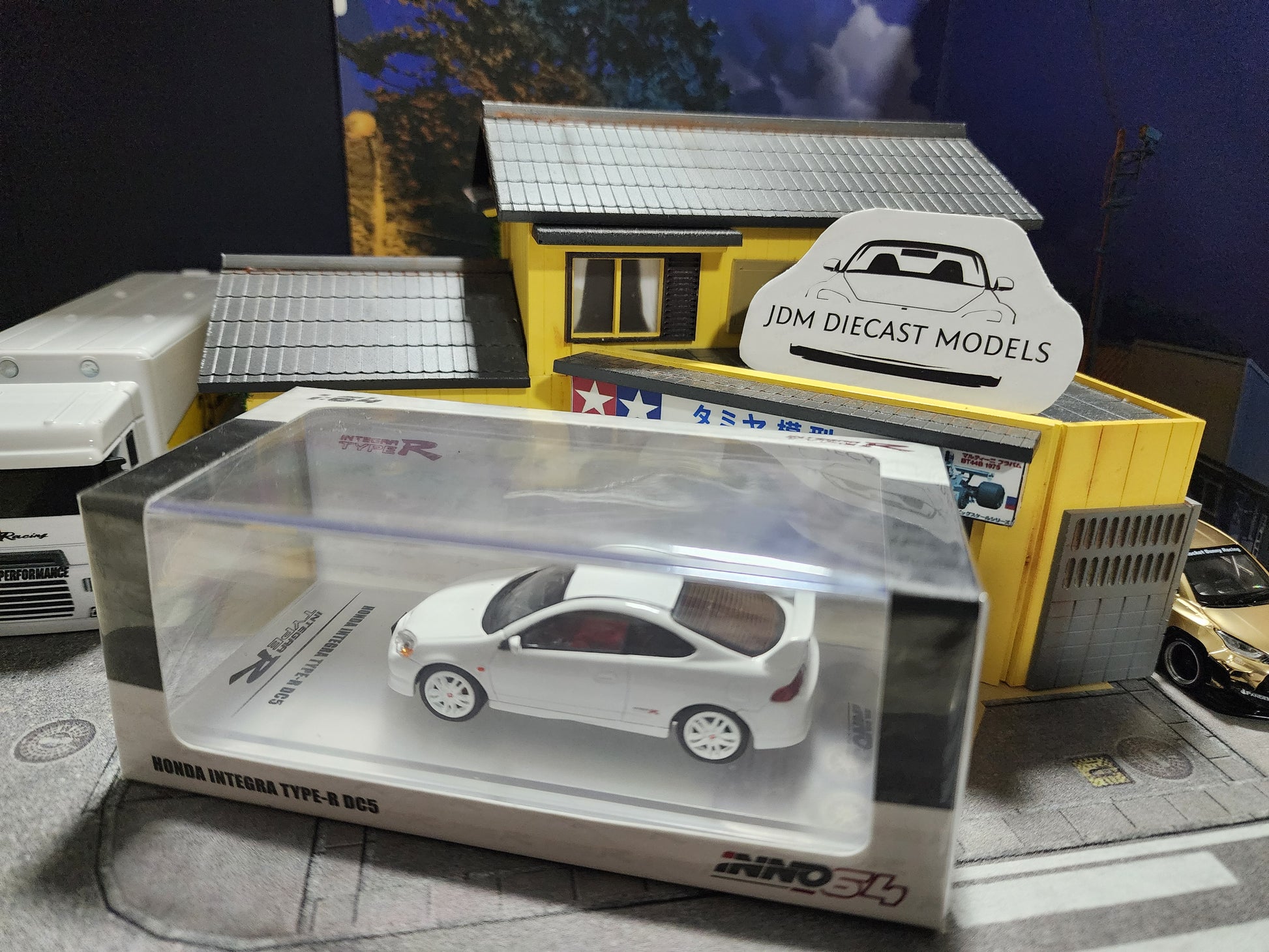 Inno64 Honda Integra Type-R DC5 in rare White UK Shipping – JDM Diecast ...