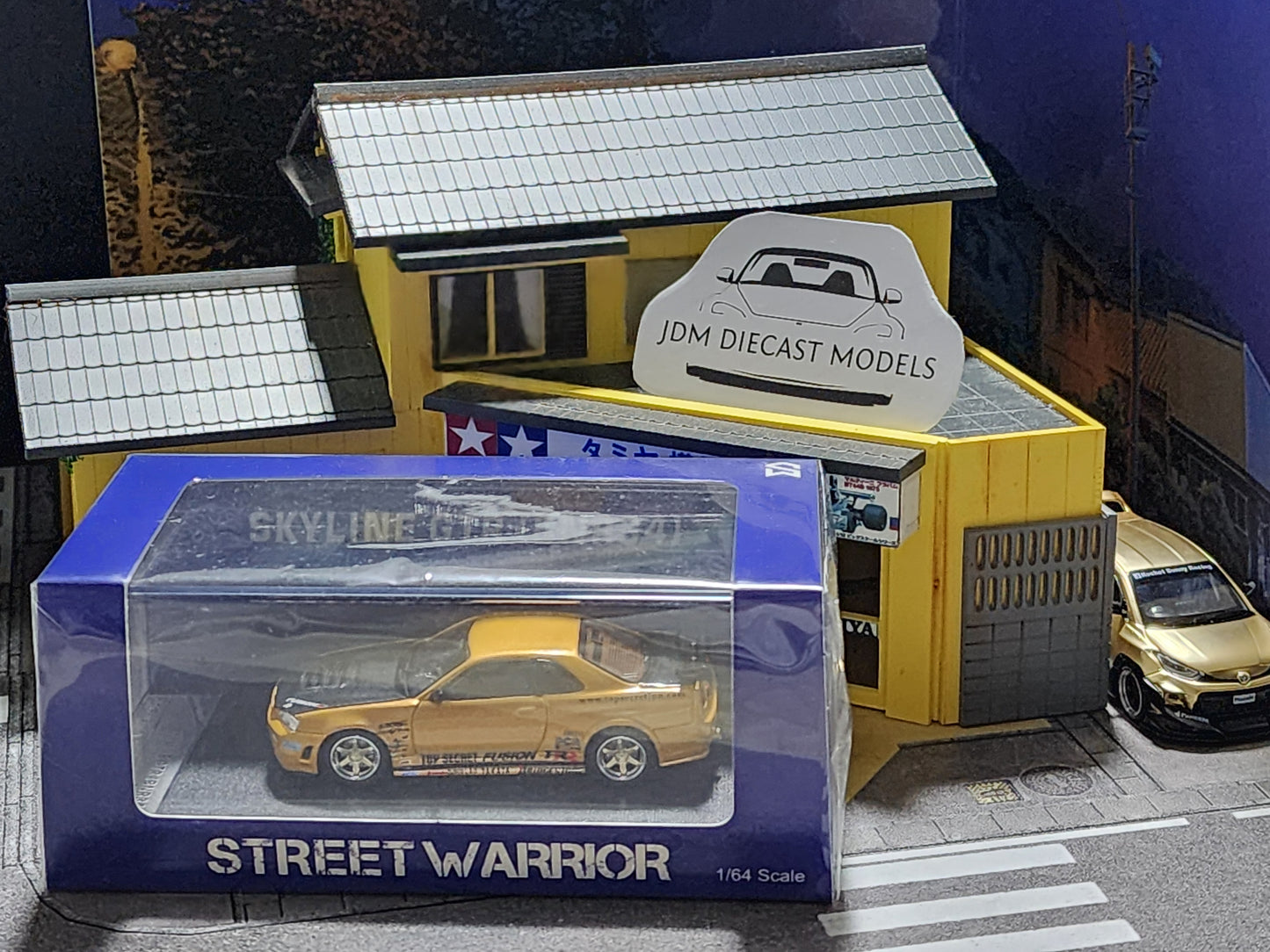 Street Weapon Skyline BNR34 Z-tune Golden Top Secret 599pcs