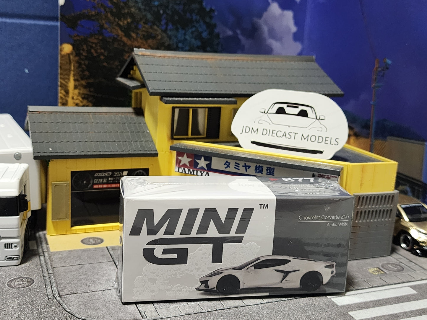 Mini GT Chevrolet Corvette Z06 2023 Arctic White MGT00677