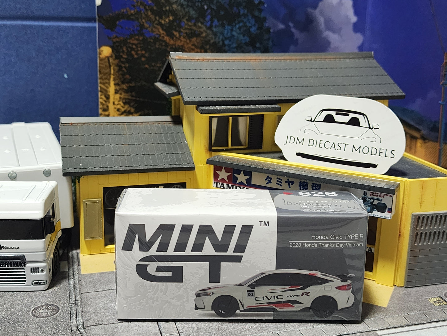 MiniGT Honda Civic Type R 2023 Honda Thanks Day Vietnam MGT00626-L