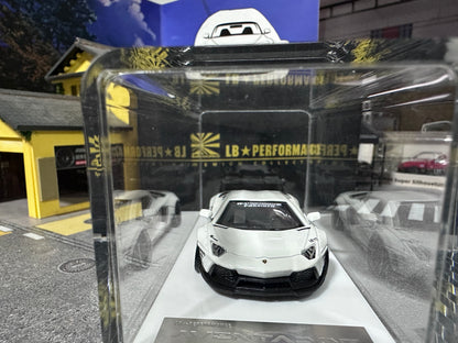 LB PERFORMANCE 1:64 LIBERTY WALK LB-WORKS Aventador LP700 White Resin