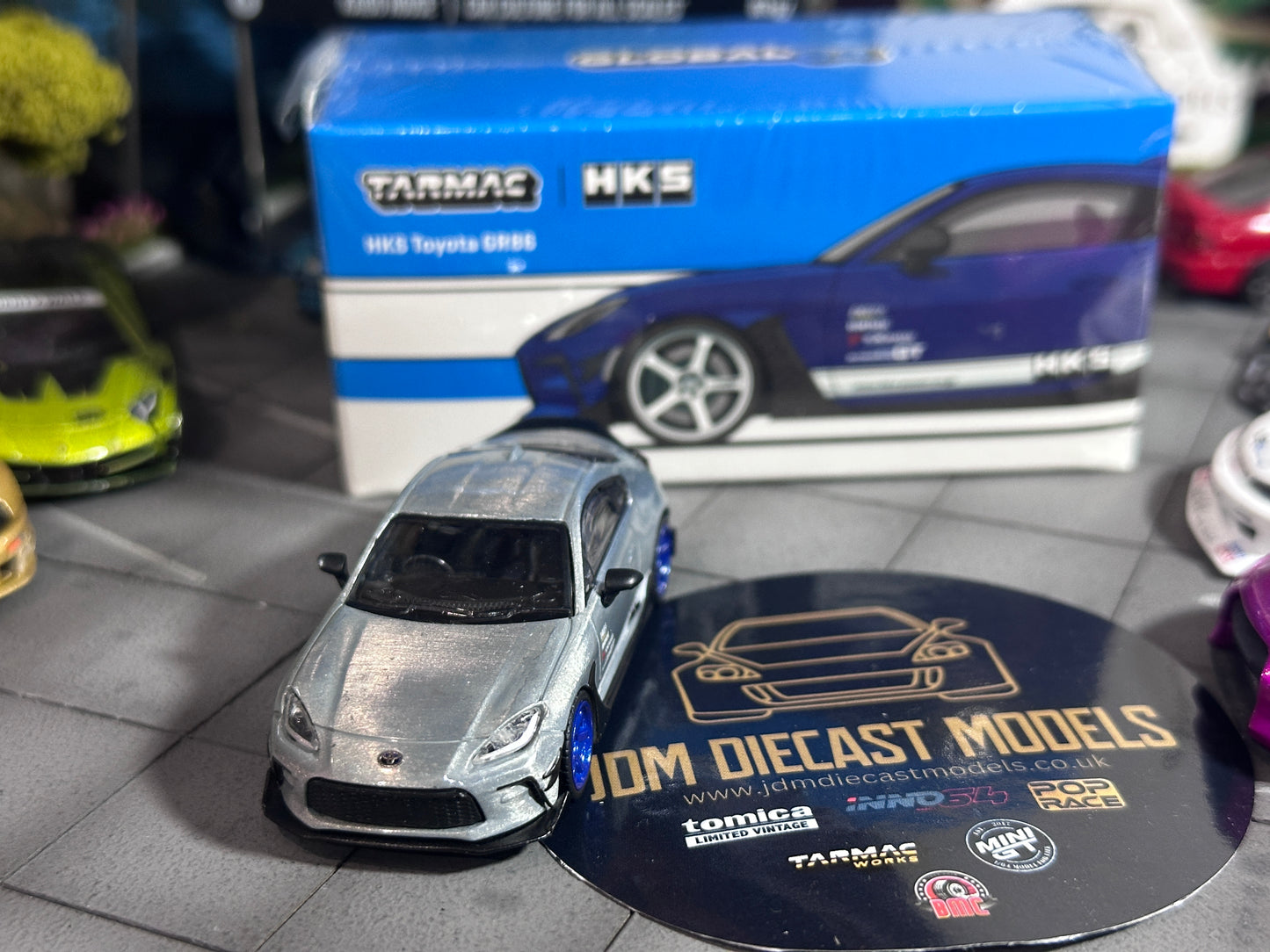 [Chase] Tarmac Works HKS Toyota GR86 (Blue Metallic) T64G-038-BL
