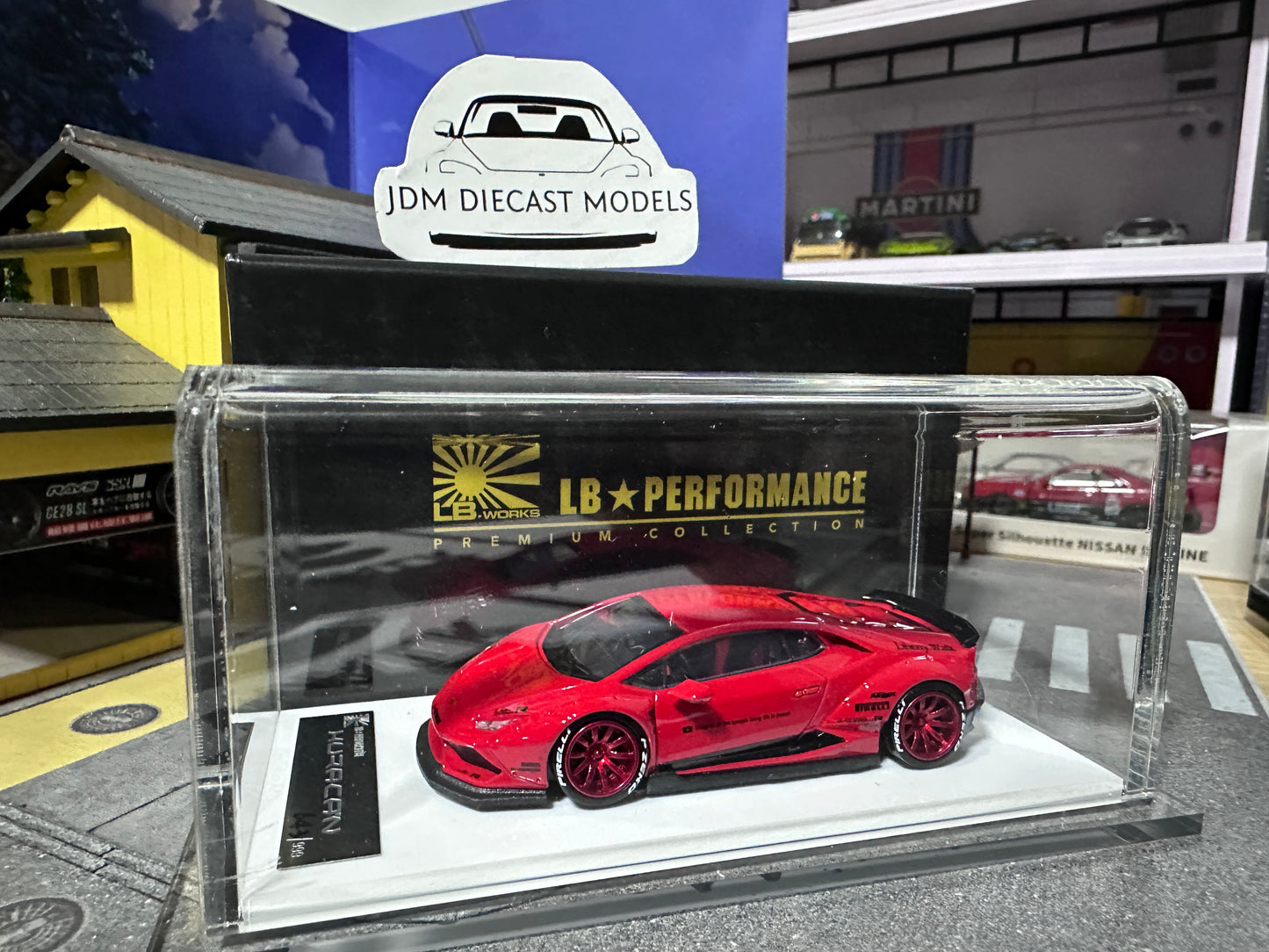 LB PERFORMANCE 1:64 LIBERTY WALK LB-WORKS Huracan LP610 Red Resin