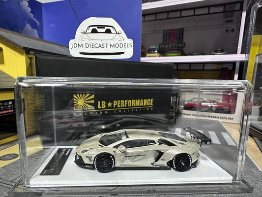 LB PERFORMANCE 1:64 LIBERTY WALK LB-WORKS Aventador LP700 Pearl White Resin